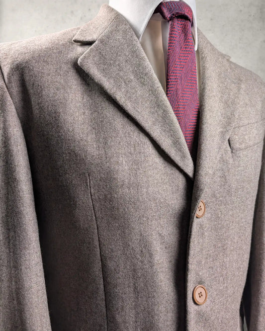 Graues Wollsakko für die kalten Tage