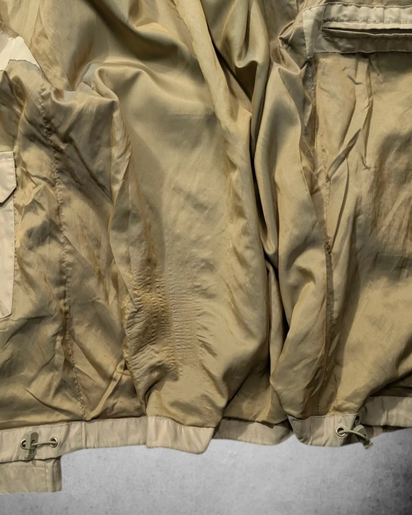 Herrenjacke mit defekt