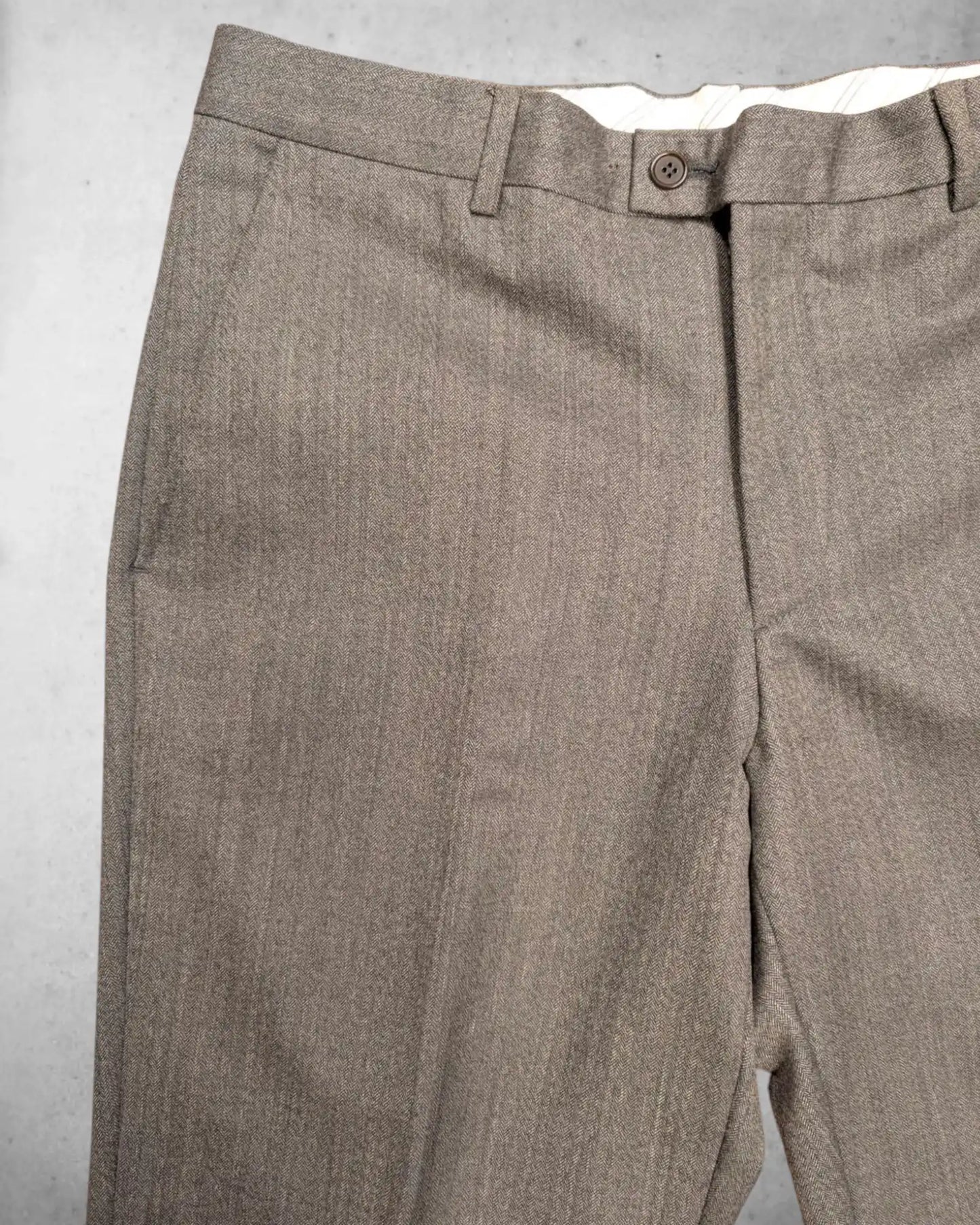 klassische Herrenhose in grau