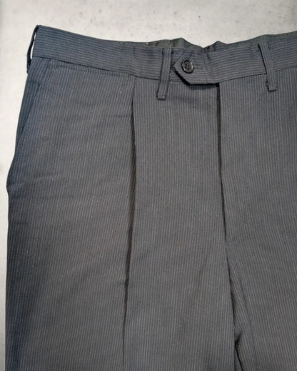 Pinestripe Muster einer Cerruti 1881 Anzughose in dunkelblau