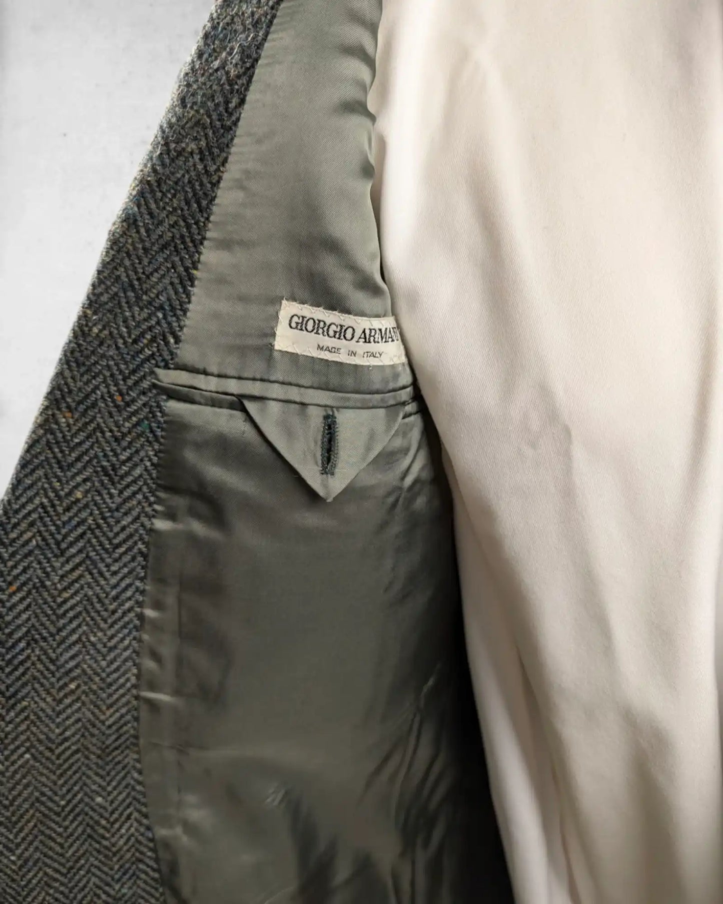 Innenansicht eines Herrensakkos von Giorgio Armani