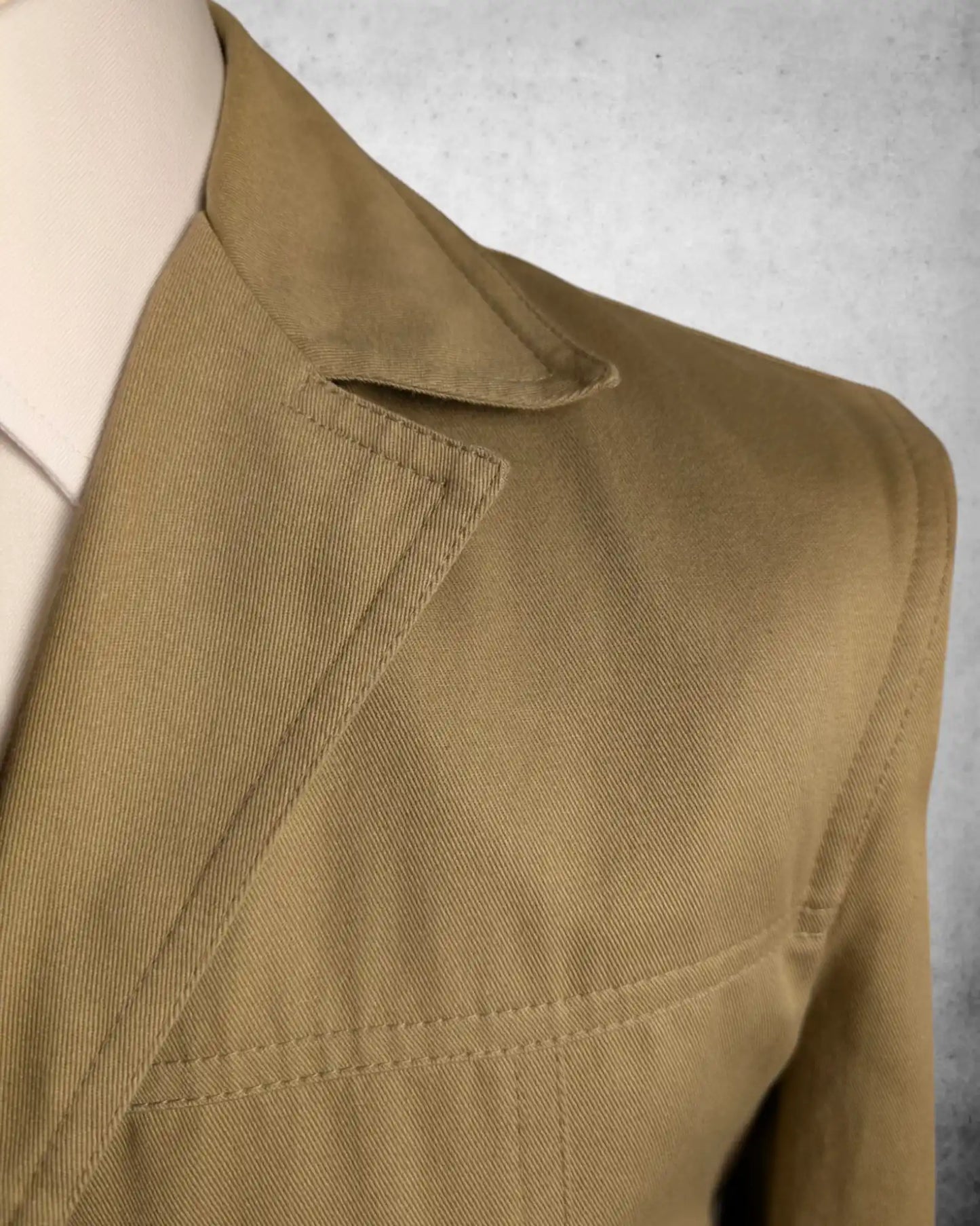 Revers einer Baumwoll Herrenjacke