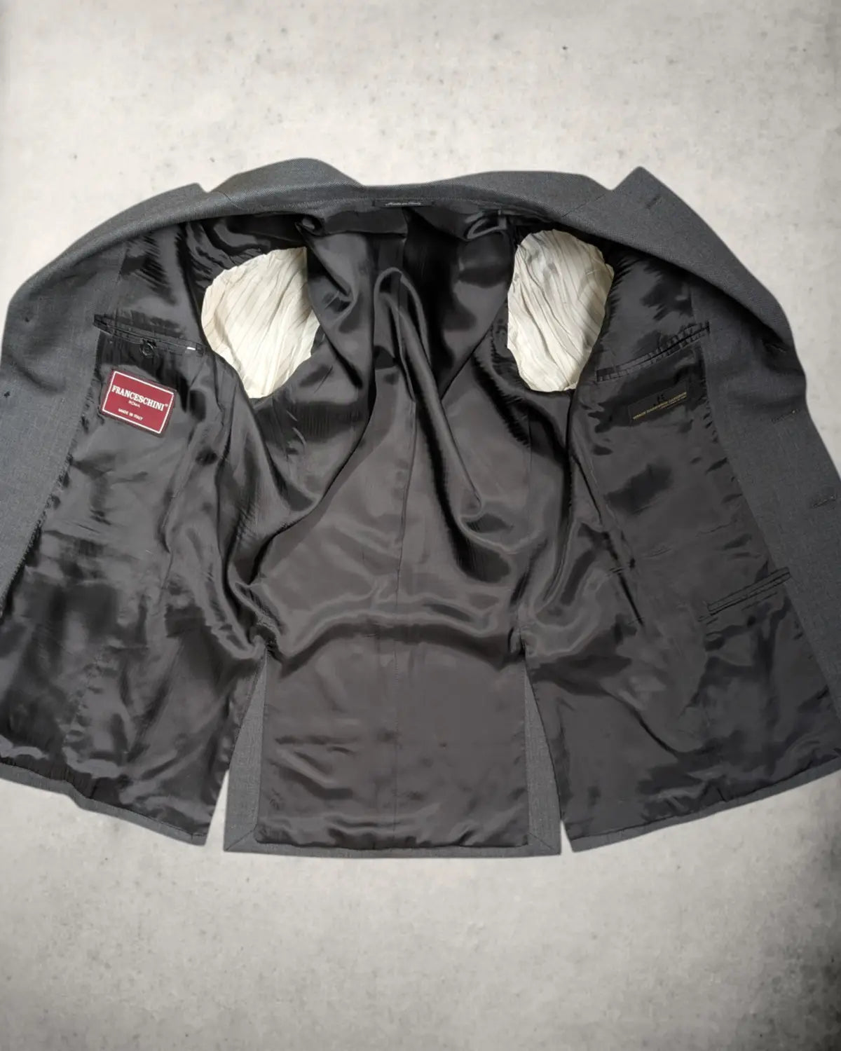 Innenansicht eines Herrensakkos von Franceschini aus Canonico Stoff