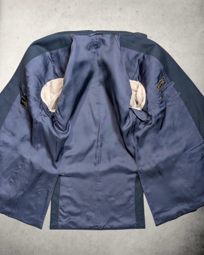 Innenansicht eines Herrensakkos von Canali Milano aus reiner Wolle von Cerruti 1881 in dunkelblau