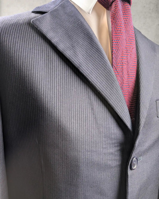 Nadelstreifen Herrensakko im Peaky Blinders Stil aus Loro Piana Stoff