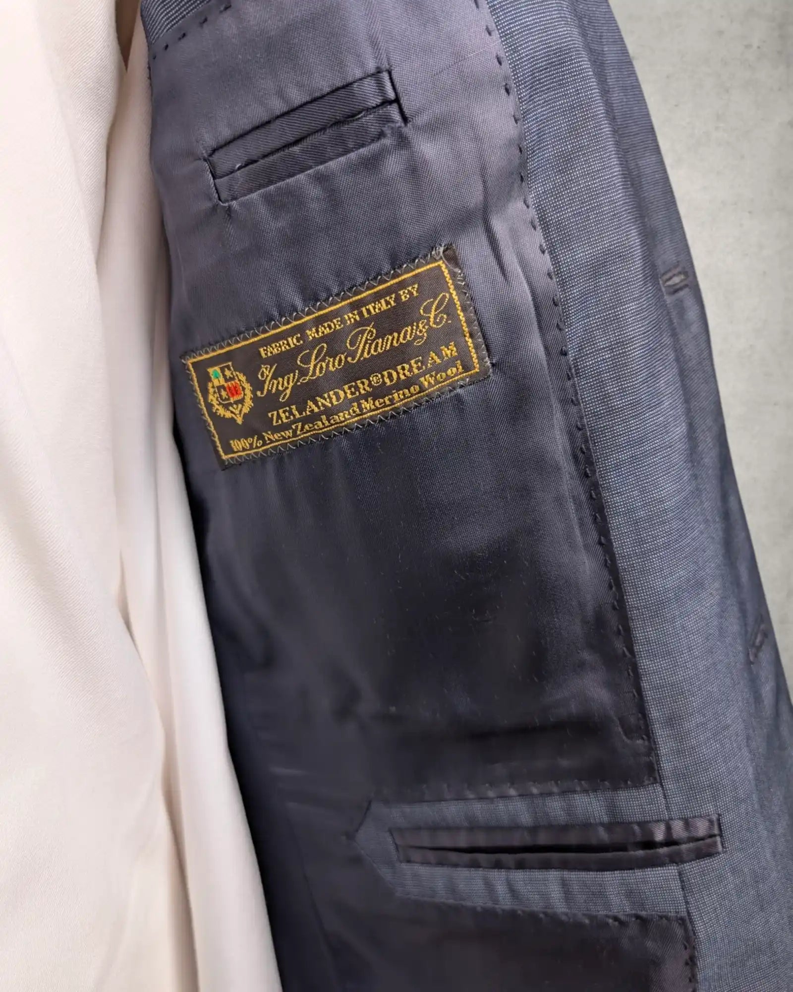 Loro Piana Herrensakko in der Innenansicht