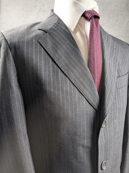 Sini Collection Nadelstreifenanzug aus Schurwolle in Anthrazit, vintage Stil, Größe 48.
