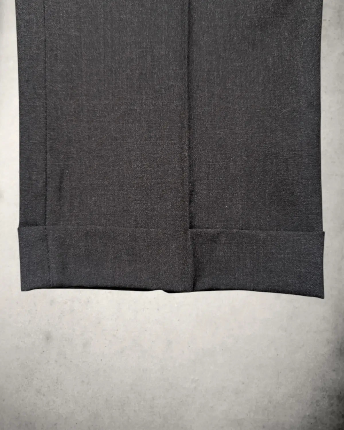 Manschette einer Herren Anzughose von Franceschini