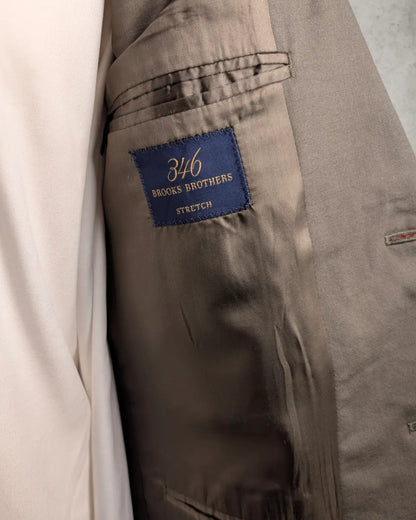 Innenansicht eines Brooks Brothers Herrensakkos