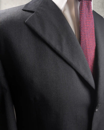Schulterpartie eines Ermenegildo Zegna Sakkos von Facis
