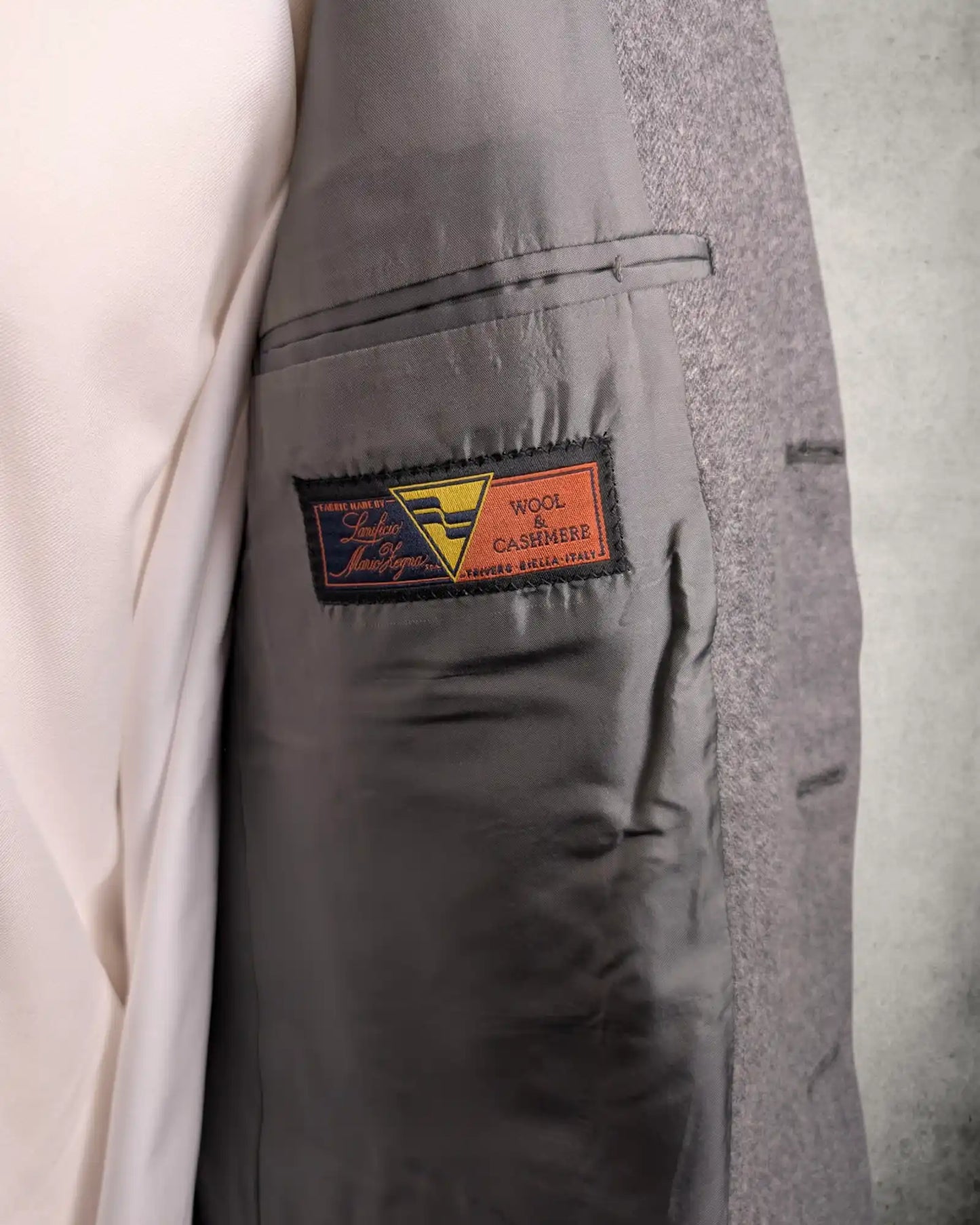 Lanificio Mario Zegna Label in einem Herrensakko aus Kaschmir