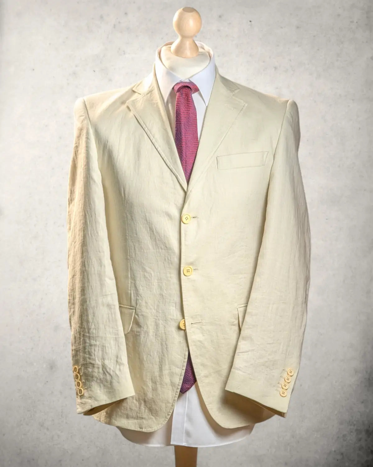 Cremefarbenes Sommersakko für Herren aus reinen Leinen