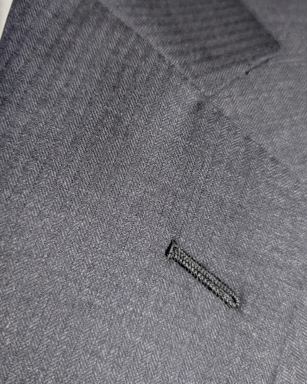 Belvest Sakko Anthrazit – Loro Piana Tasmanian Super 100s – Gr. 54