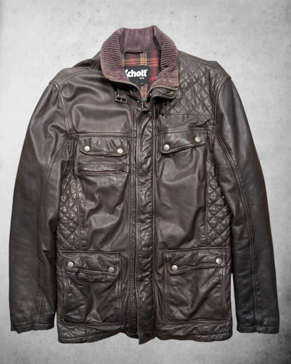 Frontalansicht Schott NYC Herren Lederjacke 