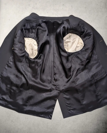 Innenansicht eines gebrauchtes Herrensakkos von Prada Milano