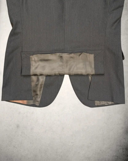 Seitenschlitz eines Su Misura Herrensakkos aus Tollegno 1900