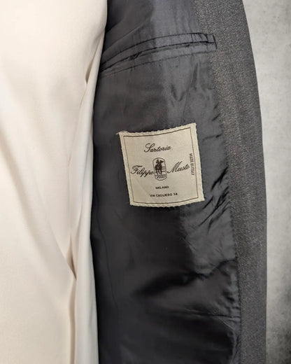 Sartoria Filippo Musto Etikett in einem Herrensakko von Aquascutum aus reiner Wolle