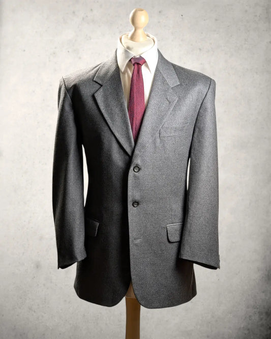 Klassisches Herrensakko in Grau