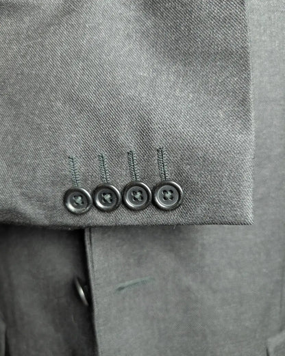 Aquascutum Ärmelknöpfe eines schwarzen Sakkos