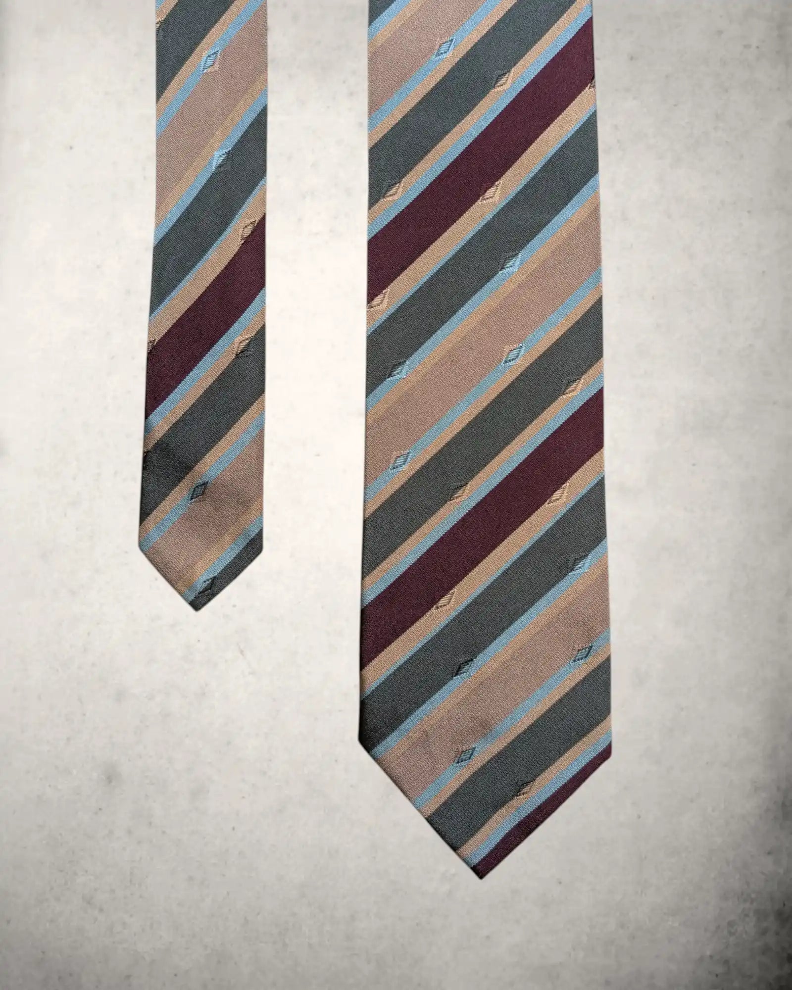 klassische Seidenkrawatte von Jara Uomo