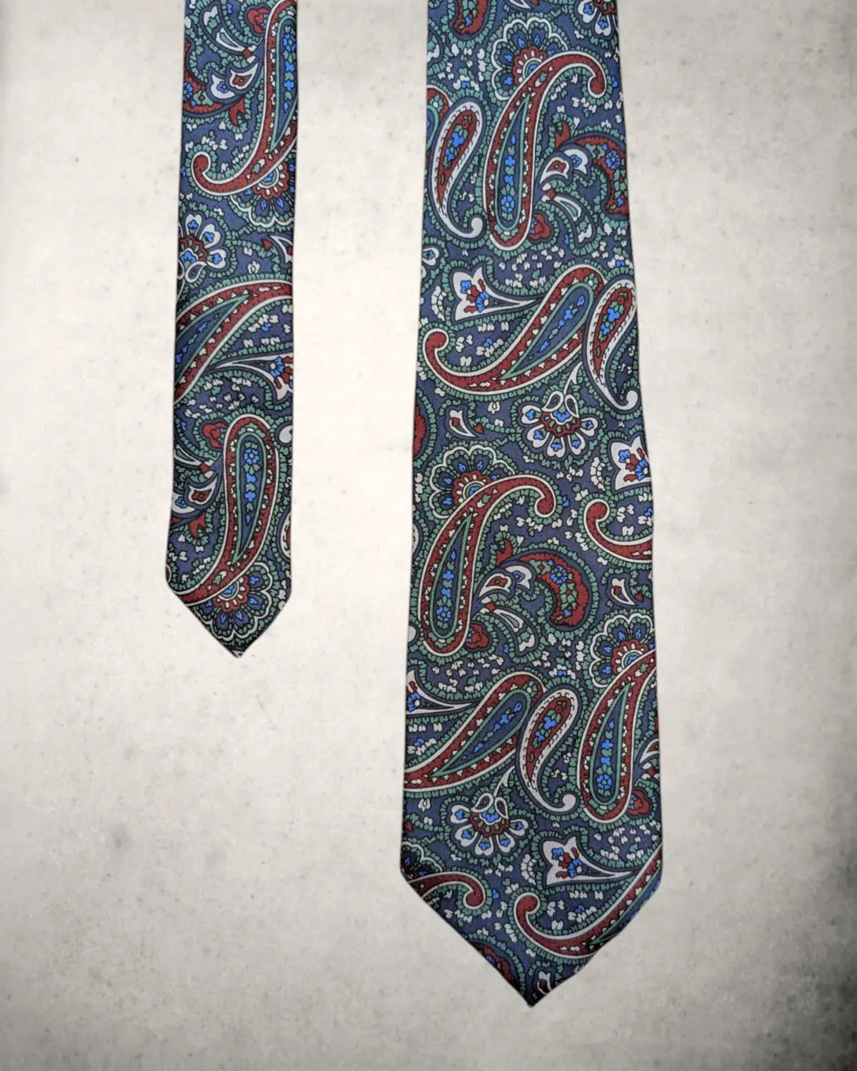 Elegristi Seidenkrawatte mit Paisley Muster